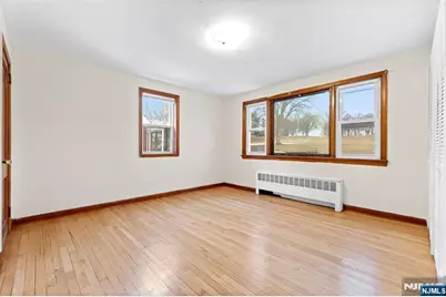 395 Palisade Avenue 1 #1, Garfield, NJ 07026 - Photo 12