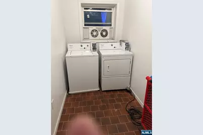 503 Valley Brook Avenue 2 #2, Lyndhurst Township, NJ 07071 - Photo 16