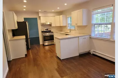 232 Steves Lane, Franklin Lakes, NJ 07417 - Photo 8