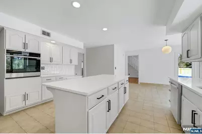 14 Washington Lane, Mahwah, NJ 07430 - Photo 20