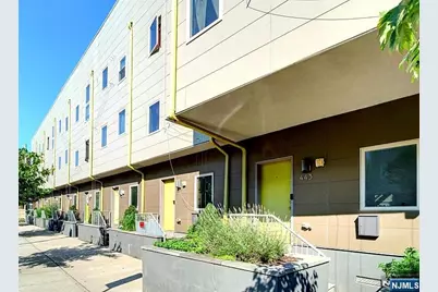 443 Rose Avenue, Jersey City, NJ 07305 - Photo 1