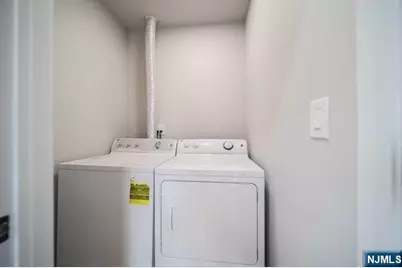 223 E Palisades Boulevard 2nd Fl #2nd FL, Palisades Park, NJ 07650 - Photo 24