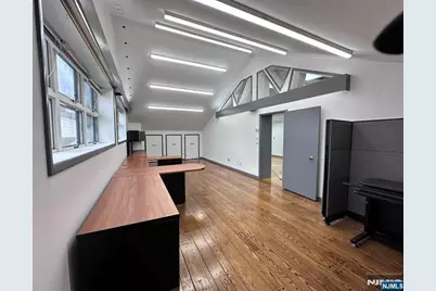 107 Stuyvesant Avenue 201 #201, Lyndhurst Township, NJ 07071 - Photo 12