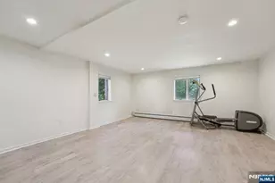 1670 Maple St, Fort Lee, NJ 07024 - Photo 22