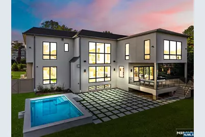 577 Floyd Street, Englewood Cliffs, NJ 07632 - Photo 2