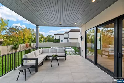 577 Floyd Street, Englewood Cliffs, NJ 07632 - Photo 44