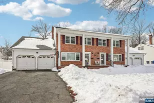 44 Forsythia Ln, Paramus, NJ 07652 - Photo 1