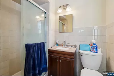 44 Forsythia Lane, Paramus, NJ 07652 - Photo 32