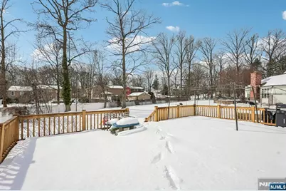 44 Forsythia Lane, Paramus, NJ 07652 - Photo 40