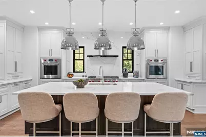 330 Hartshorn Drive, Millburn, NJ 07078 - Photo 18