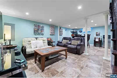 330 Hickory Street, Washington Township, NJ 07676 - Photo 18