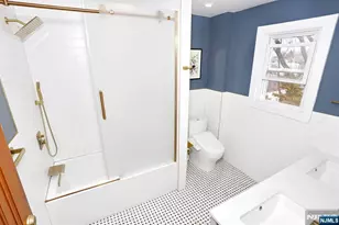 703 Linden Ave, Teaneck Township, NJ 07666 - Photo 22