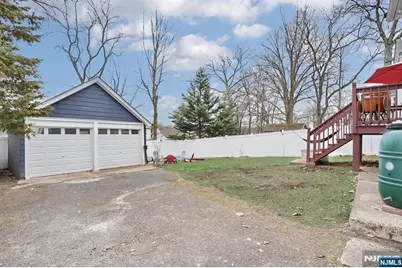 703 Linden Avenue, Teaneck Township, NJ 07666 - Photo 28