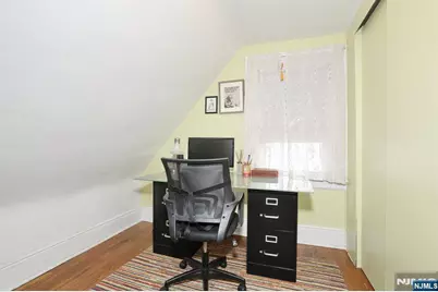 703 Linden Avenue, Teaneck Township, NJ 07666 - Photo 14