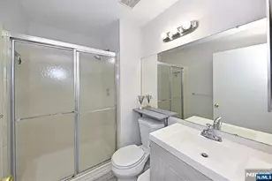 250 Larch Ln, Mahwah, NJ 07430 - Photo 12