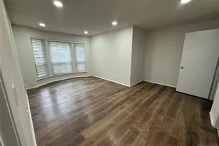 250 Larch Ln, Mahwah, NJ 07430 - Photo 10