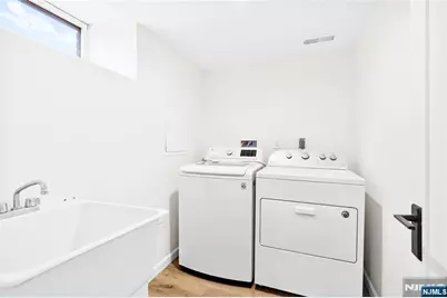 72 Creston Avenue, Tenafly, NJ 07670 - Photo 20