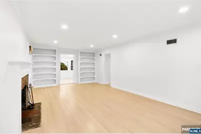 72 Creston Avenue, Tenafly, NJ 07670 - Photo 8