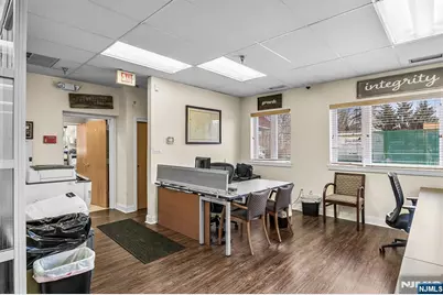 39 Woodland Road, Roseland, NJ 07068 - Photo 8