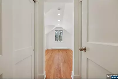 42 Brookfield Road 2 #2, Montclair, NJ 07043 - Photo 34