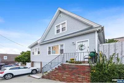 437 Walker Street, Fairview, NJ 07022 - Photo 4