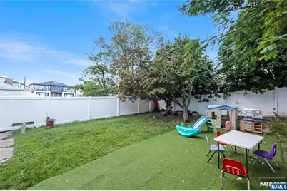 437 Walker Street, Fairview, NJ 07022 - Photo 34