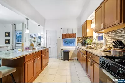 437 Walker Street, Fairview, NJ 07022 - Photo 12