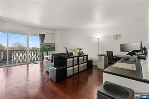 2000 Linwood Ave 6E, Fort Lee, NJ 07024 - Photo 2