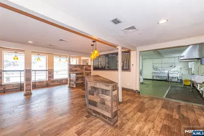 219 Hamburg Turnpike, Bloomingdale, NJ 07403 - Photo 18