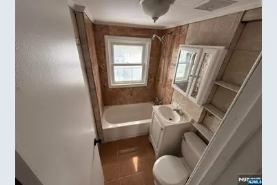 26 Hemlock Street 3 #3, Paterson, NJ 07503 - Photo 10