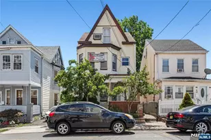 26 Hemlock Street 3, Paterson, NJ 07503 - Photo 1