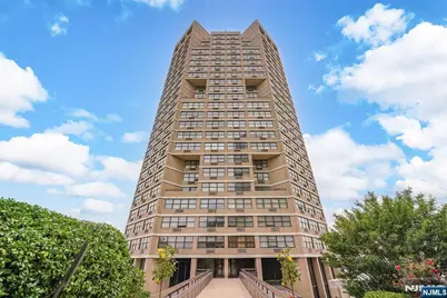 7004 Boulevard East 28C #28C, Guttenberg, NJ 07093 - Photo 46