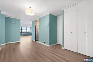 7004 Blvd East 28C, Guttenberg, NJ 07093 - Photo 12