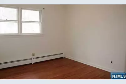 7 Hiawatha Boulevard, Oakland, NJ 07436 - Photo 12