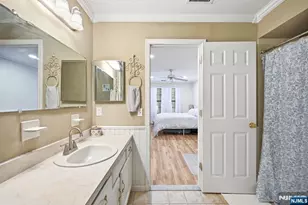 10 New Bedford Road D, West Milford, NJ 07480 - Photo 18