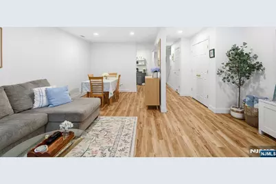 10 New Bedford Road D #D, West Milford, NJ 07480 - Photo 8