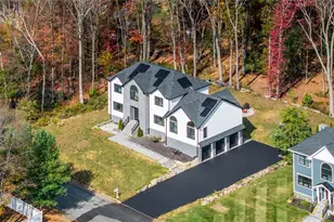 45 Heritage Dr, West Milford, NJ 07480 - Photo 2