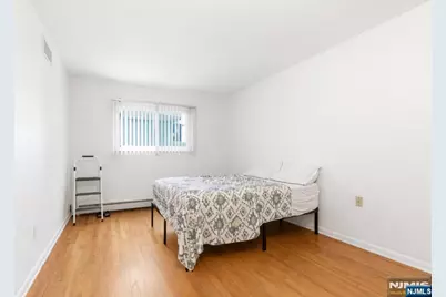 412 Walker Street, Fairview, NJ 07022 - Photo 18