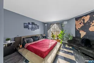 152 Lynette Dr, Fort Lee, NJ 07024 - Photo 4