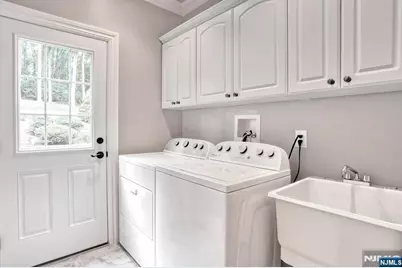 34 Crocker Mansion Drive, Mahwah, NJ 07430 - Photo 20