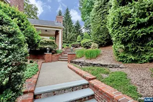 34 Crocker Mansion Dr, Mahwah, NJ 07430 - Photo 34