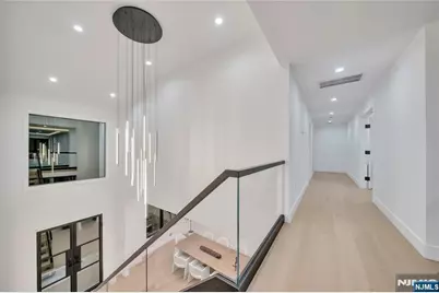 801 Godwin Road, Paramus, NJ 07652 - Photo 34