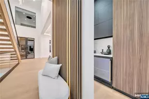 801 Godwin Rd, Paramus, NJ 07652 - Photo 10