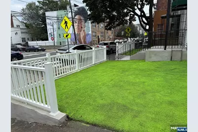 395 Bergen Avenue, Jersey City, NJ 07304 - Photo 6