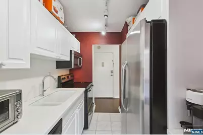 125 Prospect Avenue 17G #17G, Hackensack, NJ 07601 - Photo 14