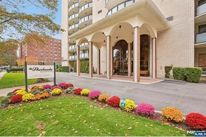 125 Prospect Avenue 17G #17G, Hackensack, NJ 07601 - Photo 2