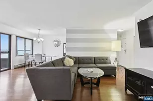 125 Prospect Ave 17G, Hackensack, NJ 07601 - Photo 1