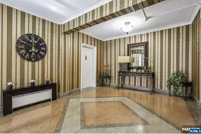 2350 Linwood Avenue 4E #4E, Fort Lee, NJ 07024 - Photo 4