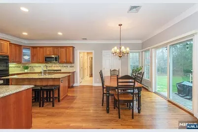 503 Stonewall Court, Wyckoff Township, NJ 07481 - Photo 6