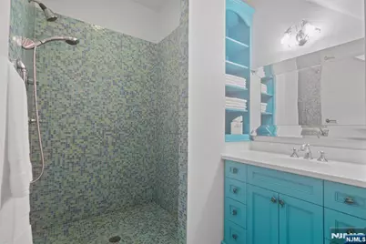 31-33 Hamilton Avenue, Weehawken, NJ 07086 - Photo 38